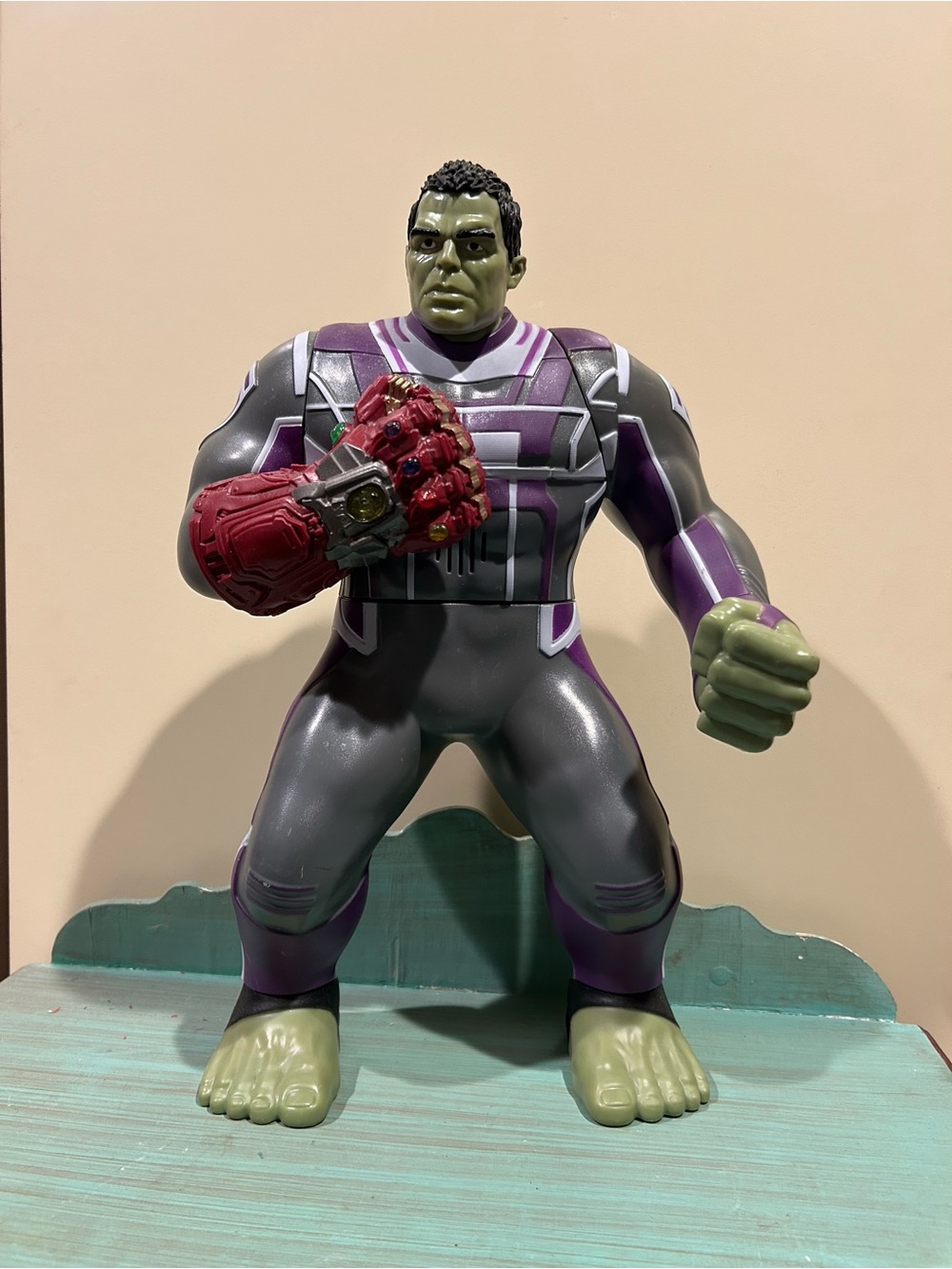 14” Marvel Hulk Action Figure with Infinity Gauntlet light & sounds